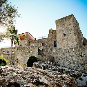 Hotel Tugasa Castillo De Castellar